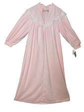 VTG Gilligan  O'Malley GOWN/ROBE lounger Nylon fleece Cottagecore