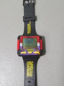 Double Dragon Tiger Electronics LCD Video Game Watch - Tested w/ New Battery