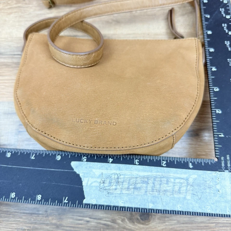 Bolso Bandolera Lucky Brand Gamuza Cuero Estilo Sillín Foto 2 de 4
