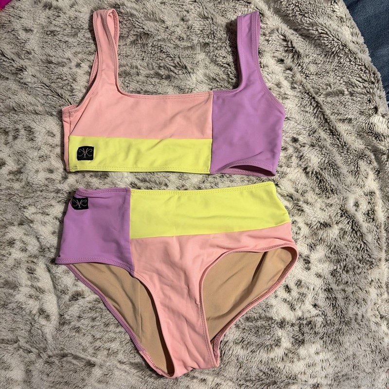 Kandi Kouture Child's Bubblegum  Dance Wear Size CXL 10/12  Ts3/6