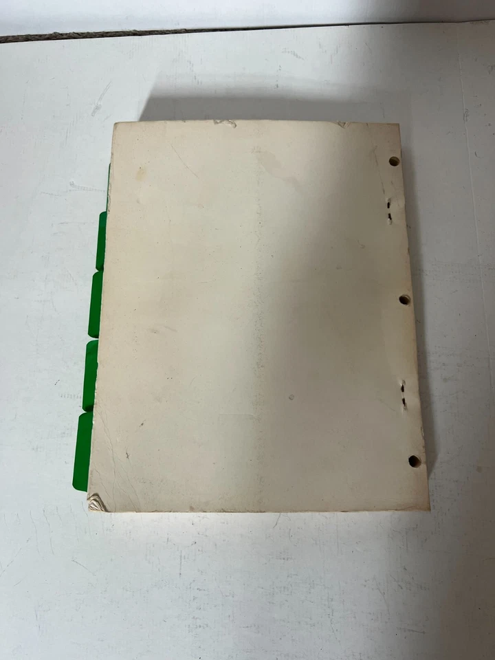 Motorola Micor FM Two Way Radio 132-174MHz Instruction Manual 68P81008E40-P - Image 3 of 3