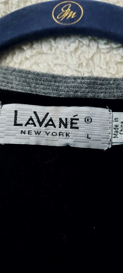 Suéter De Colección LaVane Para Hombres Grande Tejido Algodón Gris/Blanco/Negro Único Usado en Excelente Condición Foto 2 de 4