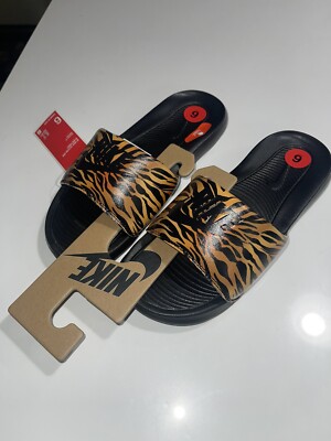 Nike Victori One Slides Sandals CN9676-010 Animal Print Women's Size 6 - NEW