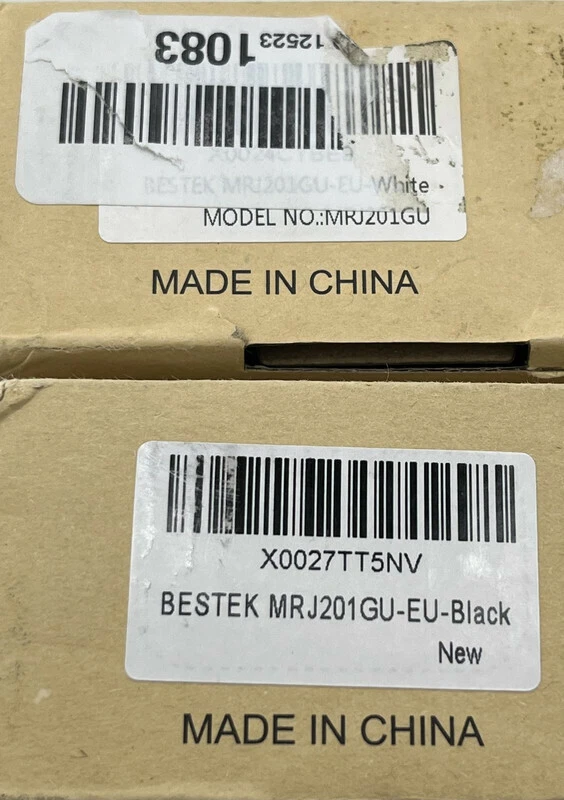 QUANTITY 2 BESTEK MRJ201GU UNIVERSAL BLACK AND WHITE TRAVEL ADAPTERS 100-220V - Image 3 of 3