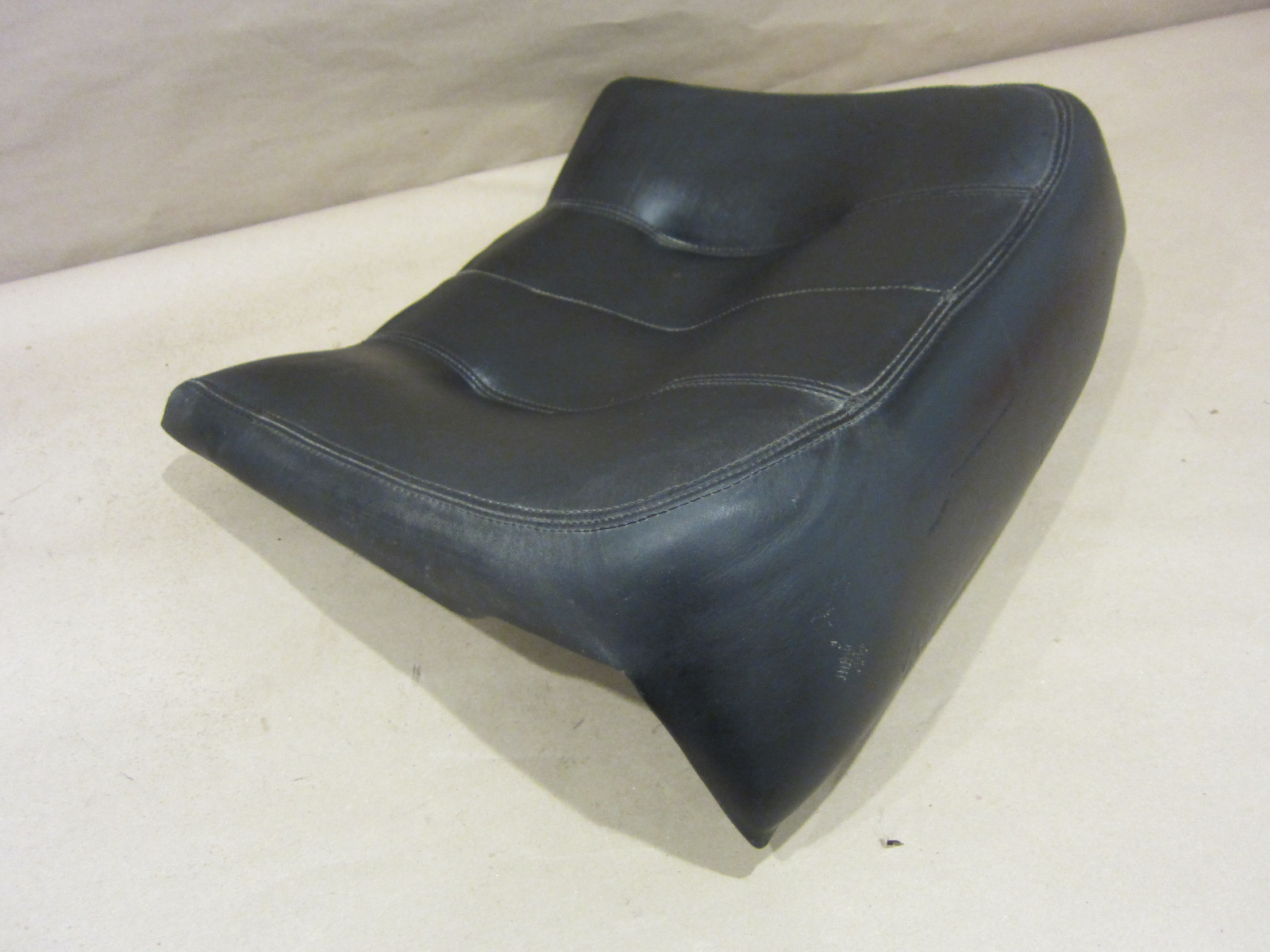 Ferrari Mondial 3.4 t Coupe/Cabriolet - RH Rear Seat Cushion  - Part # 62643200