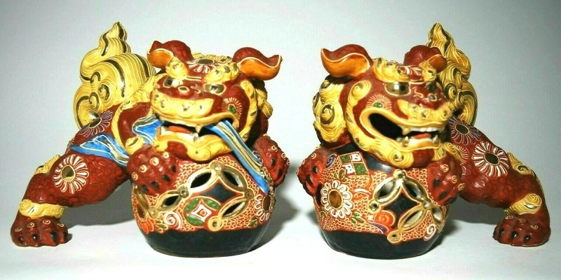 Antique Kutani Japanese Porcelain Shishi Lion Pair Signed Meiji Taisho Large