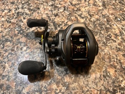 Okuma Stratus 7 Baitcasting Reel