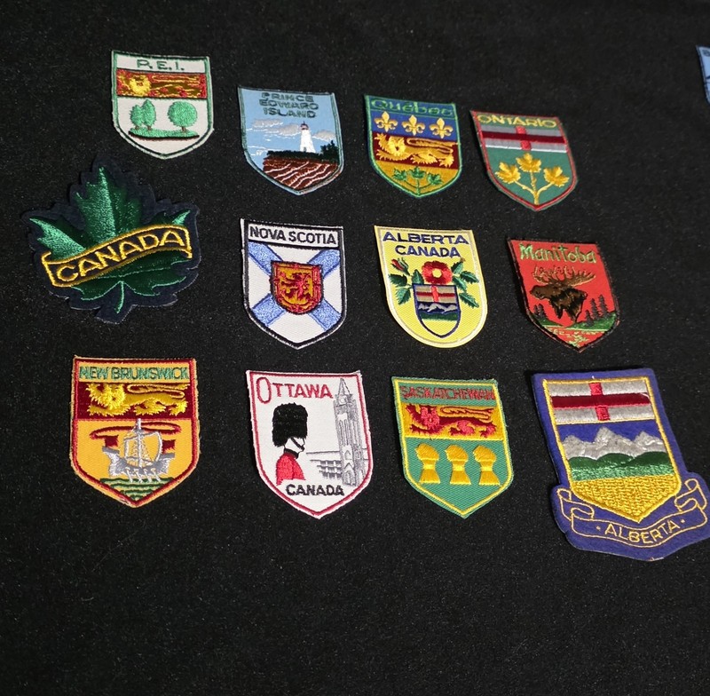 VINTAGE PATCH LOT OF 12 CANADIAN TOURIST TRAVEL SOUVENIR PATCHES CANADA