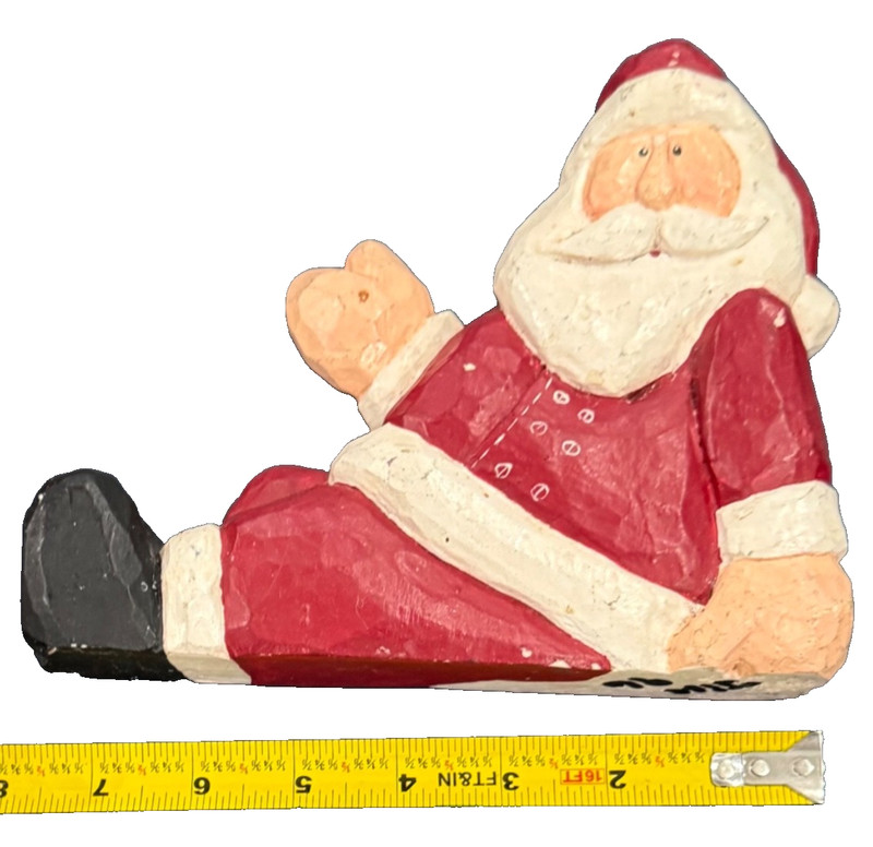 Folk Art Resin Santa Shelf Sitter Figurine Flat Wood-Look Seated Santa 8”