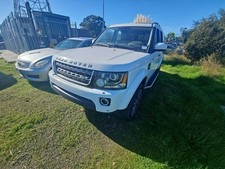 2016 Land Rover LR4 HSE Sport Utility 4D