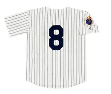 Celebrate the Life of Yogi Berra with His Top Baseball Cards 18