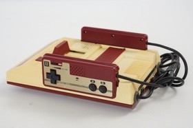 Nintendo Famicom Console -System Only- Tested HVC-001 H12989678