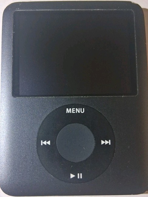 Apple Ipod Nano - Image 1