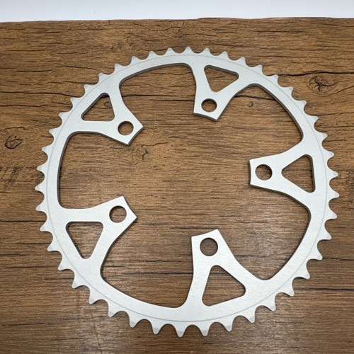 Vintage Vuelta ATB Chainring 44 Tooth 94 BCD NOS USA T6 Aluminum 44t MTB 9444A - Picture 4 of 4