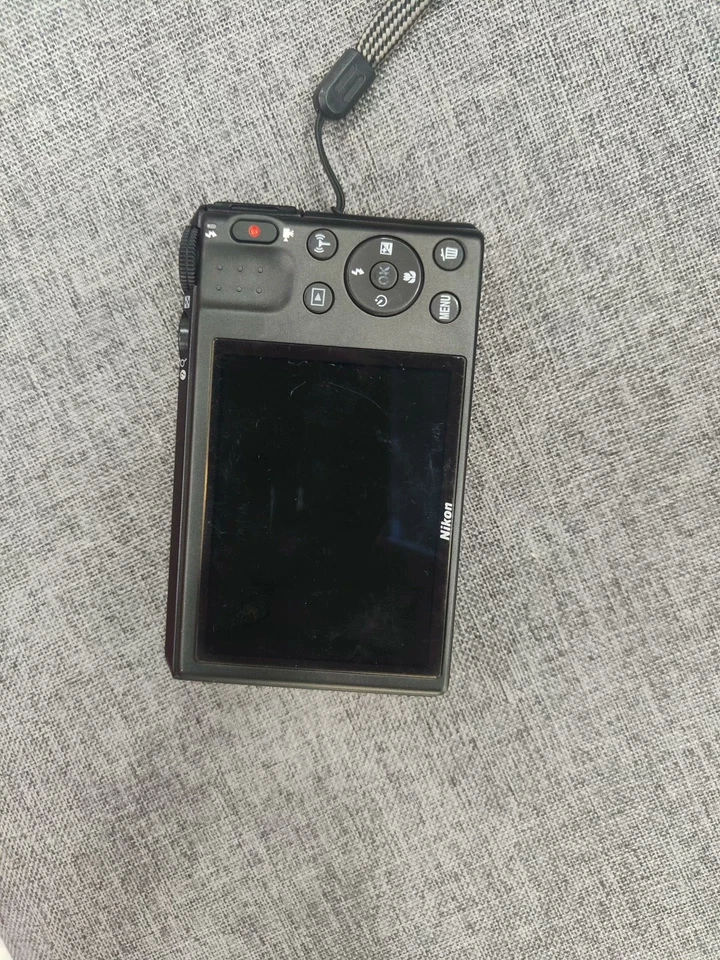 Nikon Coolpix S7000 Compact Digital Camera Black English language good condition - Image 2 of 4