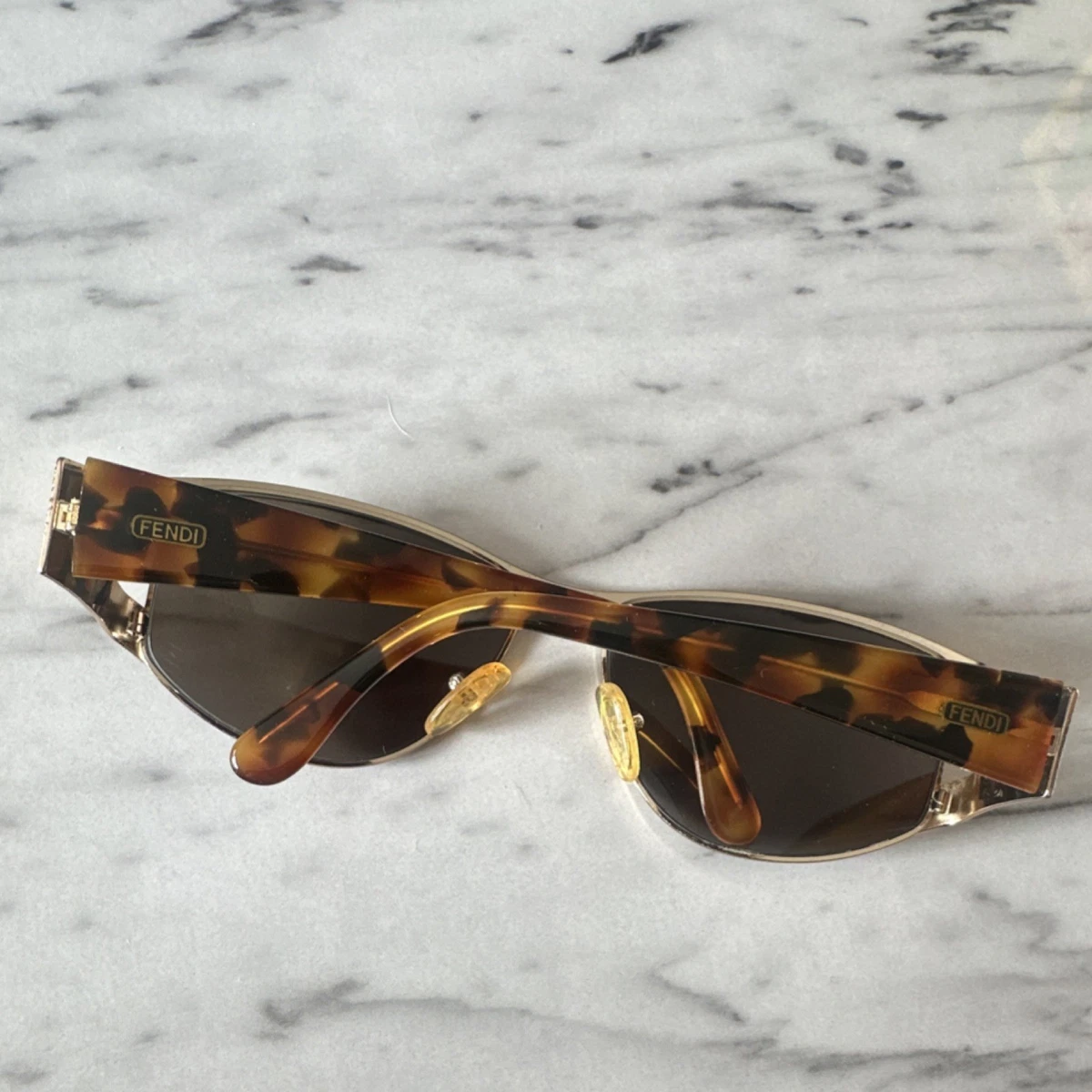 FENDI SL 7588 サングラス トータスシェル ブラウン FENDI EYEWEAR First D-frame embellished tortoiseshell acetate