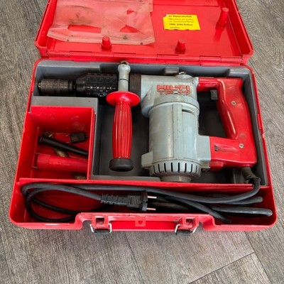 Hilti TE17   Schlagbohrer / Bohrhammer   inkl. Koffer & Zubehör