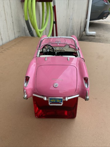 BURAGO PINK (1957) CHEVROLET CORVETTE DIE CAST CAR - 1:24 - 7" - METAL - EXCEL - Foto 4 di 9