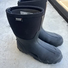 Bogs Classic Mid Black Chore Boots Men’s Size 7 US 40EU Neo-Tech Waterproof Barn