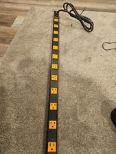 Wattbox WB-100-VPS-12 12 Outlet Power Strip