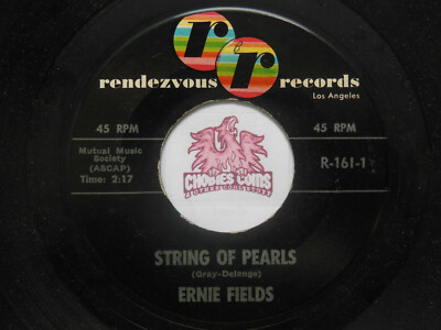 Ernie Fields: Castle Rock / String Of Pearls, 45 RPM VG (L0)