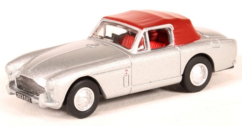 Oxford 1/76 Aston Martin DB Mark III Convertible - Snow Shadow Silver 76AMDB2004 - Picture 2 of 5