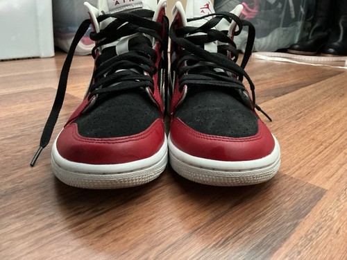 Nike Air Jordan 1 Mid Gym Red Black White Trainers High Top Size UK 6 EUR 40 VGC - Picture 3 of 9