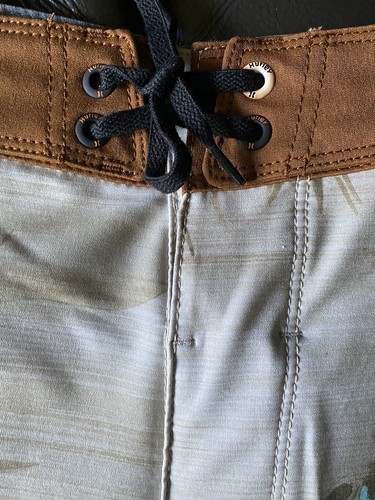 New Size 40 Hurley Block Party Tiger Style Phantom Boardshorts $65 21” Waist - Picture 5 of 12