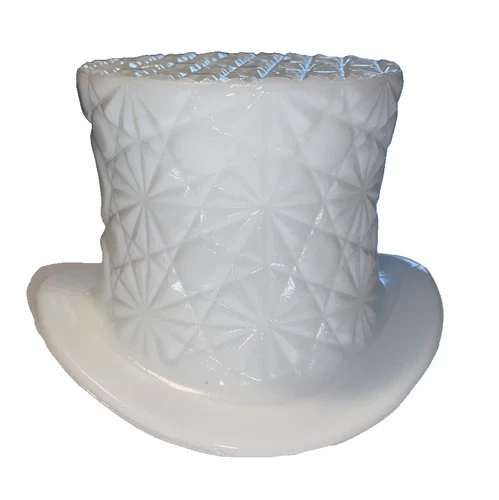 Vintage Fenton White Milk Glass Top Hat Figurine Daisy and Button Pattern