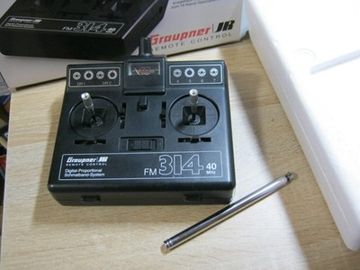 Graupner Sender FM 314 ausbaubar 40 Mhz mit Akkubox