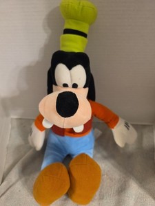 Disney Goofy Plush Stuffed Animal by Just Play Toy Figure