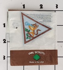 Girl Scout Brownie Badge Outdoor Adventurer Patch Iron NOS Sealed Embroidered