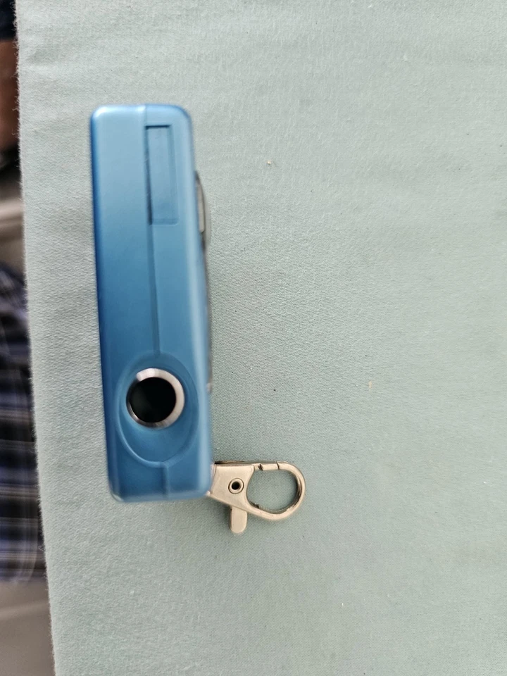 Cámara digital con llavero Vivitar vintage Foto 4 de 4