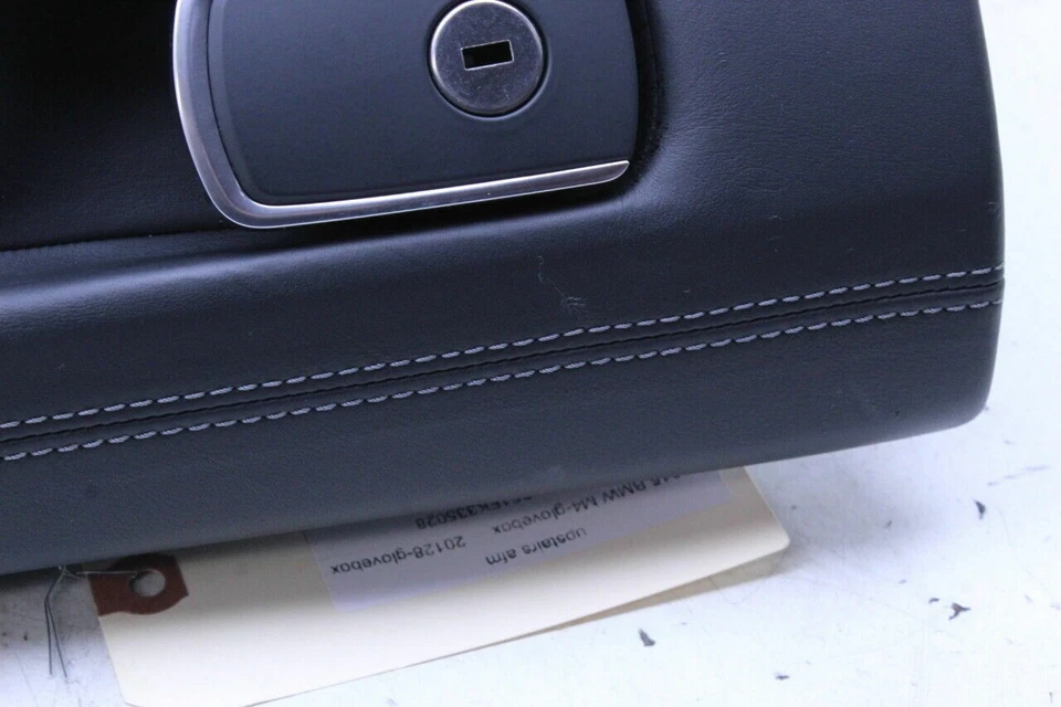 BMW 428i 430i 435i 440i M4 2014-2020 guantera cuero negro fabricante de equipos originales usado Foto 2 de 4