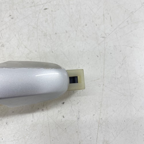 KIA SOUL MK1 DOOR HANDLE BRIGHT SILVER 3D OSR RH DRIVER REAR RIGHT 11-13 - Picture 2 of 12
