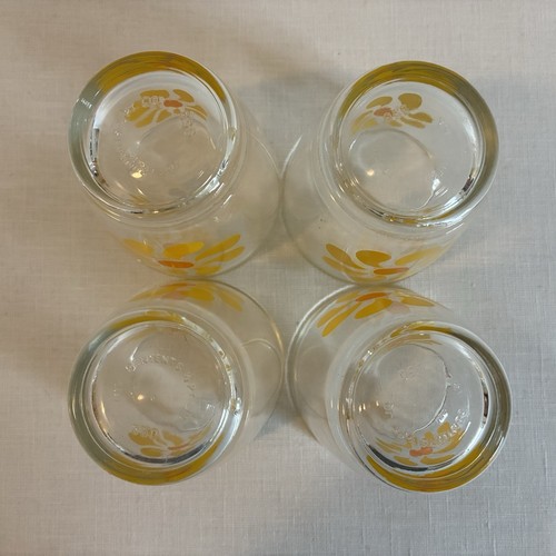 Vtg Hazel Atlas Sour Cream Glasses w/Yellow Pinwheel Flower 1/2 Pint 2 sets of 4 - Picture 8 of 8