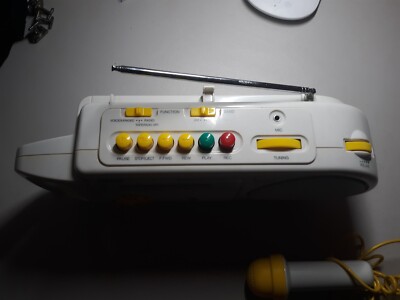 Vintage Tweety Bird Am/fm Radio Toshiba LT 401 Twe Cassette