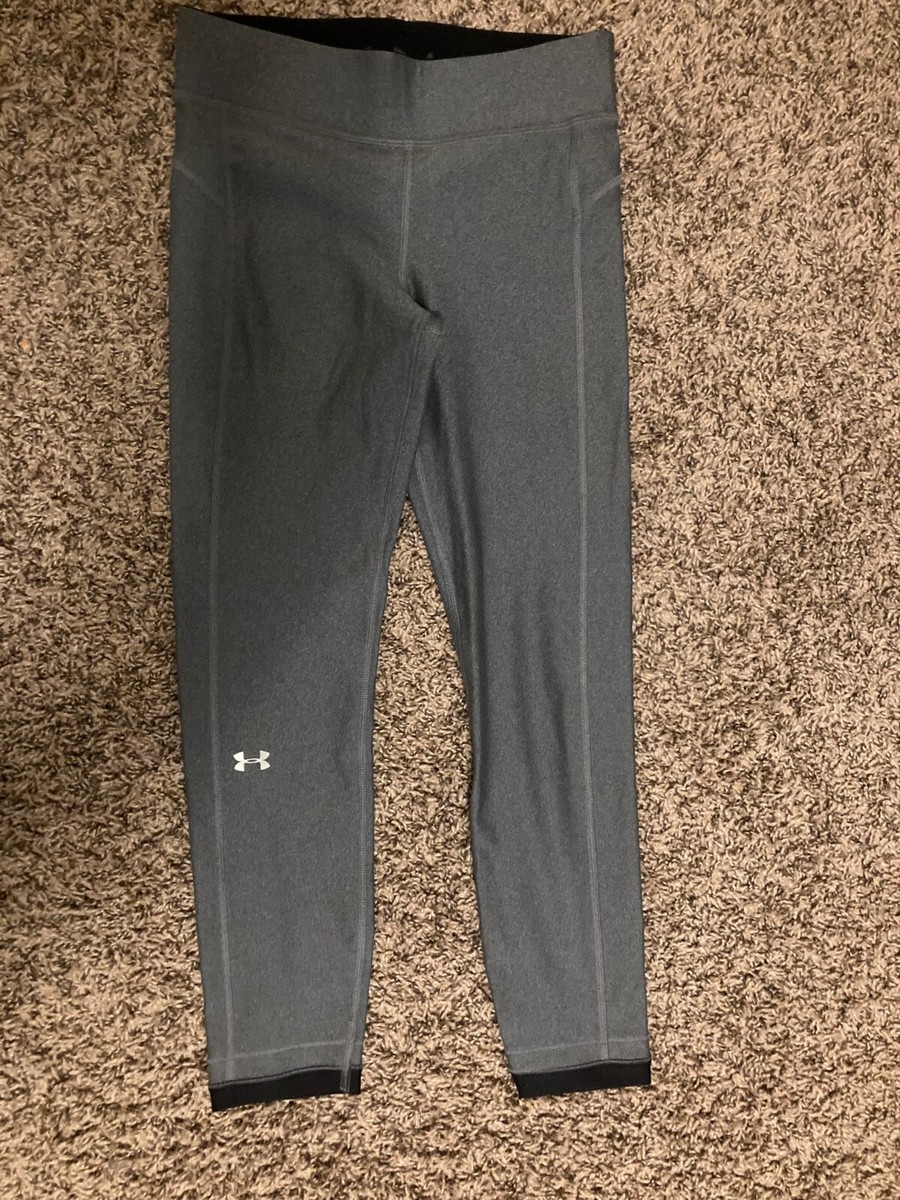 Under Armour Gray Leggings Small Capri Length Compression HeatGear