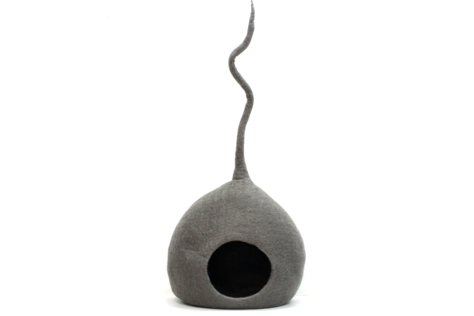 Woolen Pet Bed in Tail Design| Felted Cat Cave For For Furry Friend| Cat Cocoons