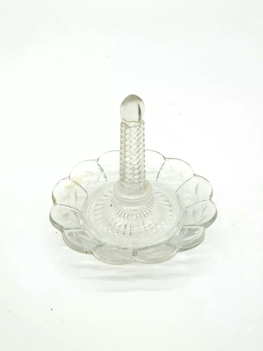 Antique ring holder clearance