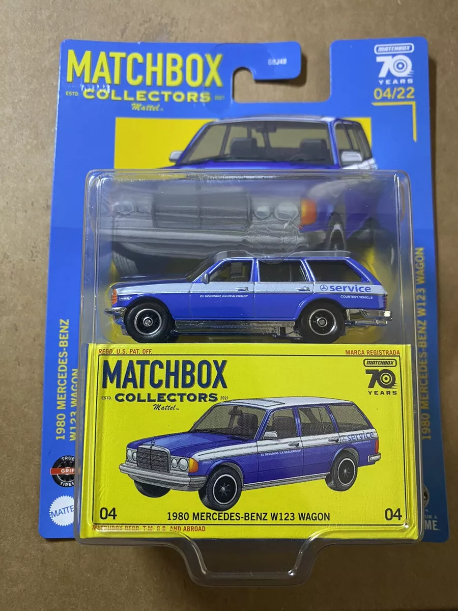 Matchbox Premium 2023 Collectors 1980 Mercedes Benz W123 wagon bleu