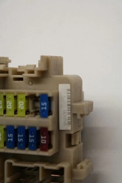 Nissan Pathfinder 2016 caja de fusibles interna Foto 4 de 4