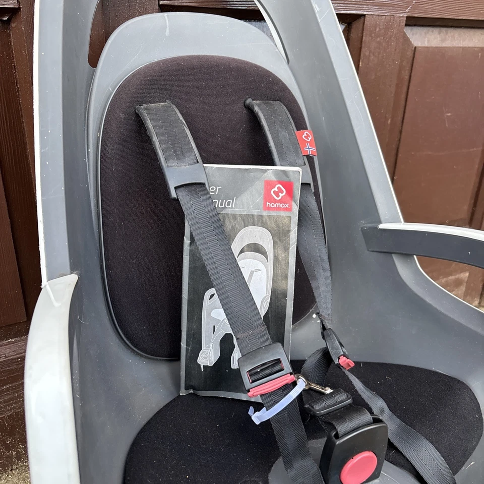 Hamax Caress Child Bike Seat White & Black With Key & Manual - Image 3 of 4