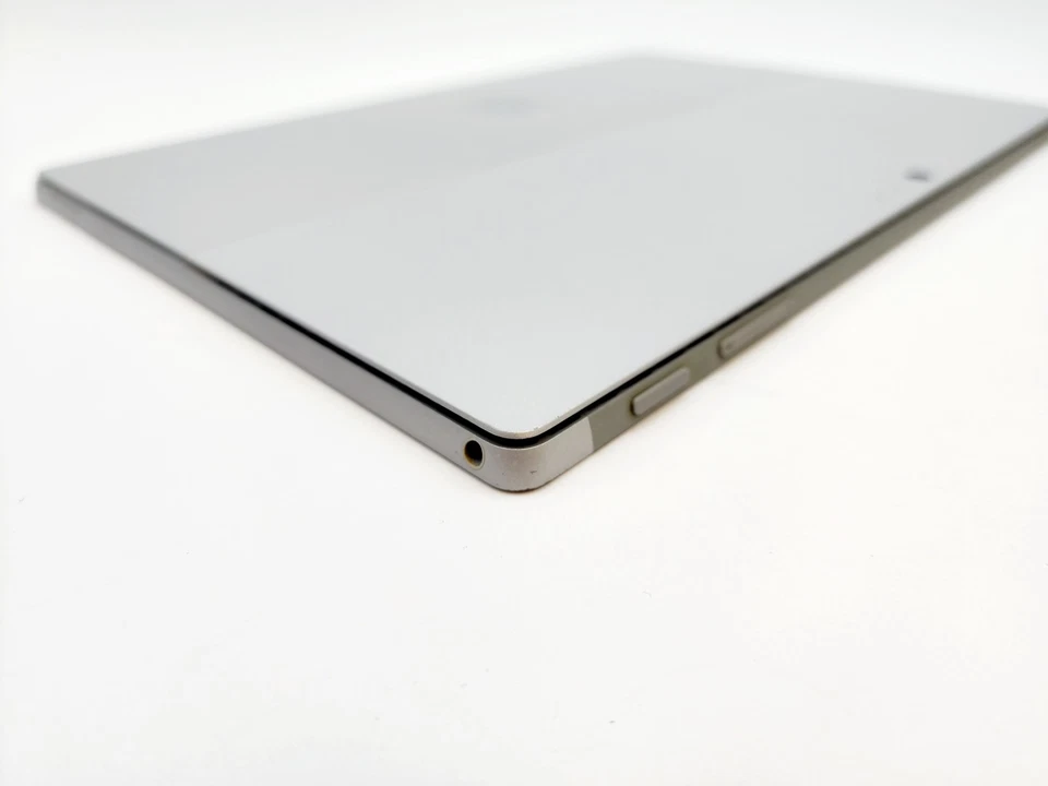 Microsoft Surface Pro 5 12.3" 1796 i5 4GB RAM 128GB SSD Faulty Camera Grade C - Image 4 of 4