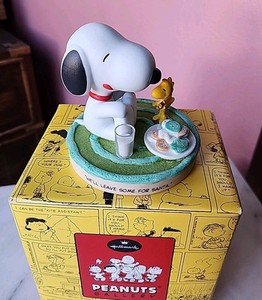 Peanuts Gallery Cookies for Santa Snoopy Woodstock 2002 Hallmark