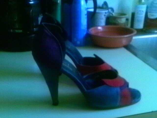 KIMEL OF CALIFORNIA 1979 BONNIE SMITH azul VERMELHO DORSAY STILETTO 7,5 M LINDO - Imagem 2 de 3