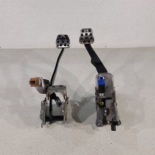 17-21 Honda Civic Type R Clutch Brake Pedal Set Aa7339 17-21 Honda Civic Type R Clutch Brake Pedal Set Aa7339
