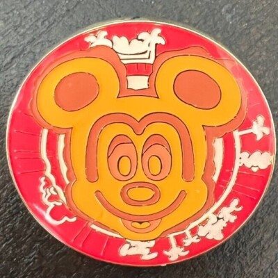 Tokyo Disney Resort - Happiness Everywhere Pin Collection