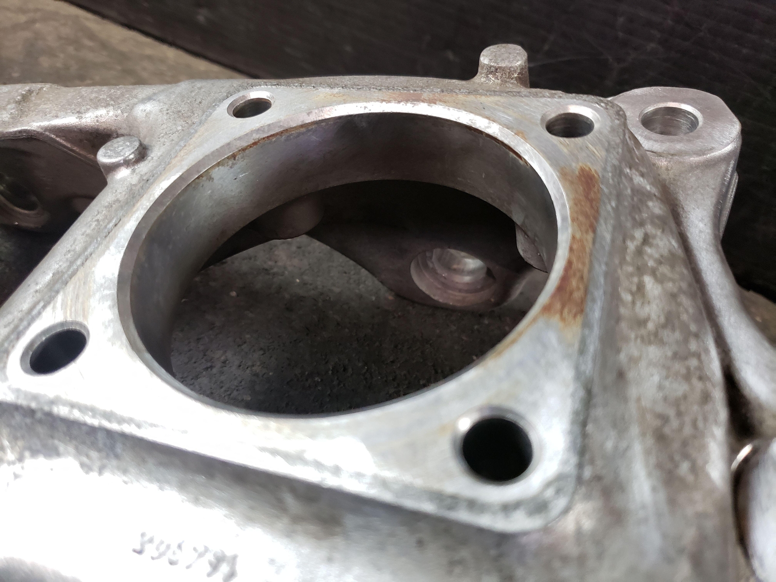 07-12 MASERATI QUATTROPORT FRONT DRIVER LEFT SPINDLE STEERING KNUCKLE 66K MILES