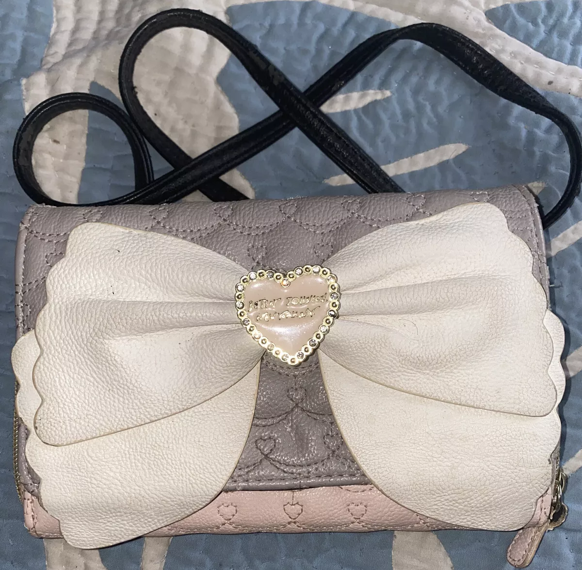 Betsey Johnson Crossbody shoulder QUILTED hearts Big Bow handbag
